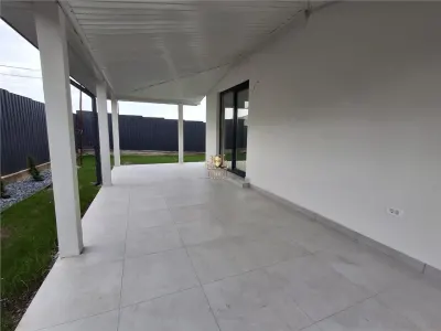Casa de LUX construita si finisata impecabil! 4 camere 2bai si dresing Bucium Visani.Tva inclus.Finalizata.MUTARE IMEDIATA! - foto 24