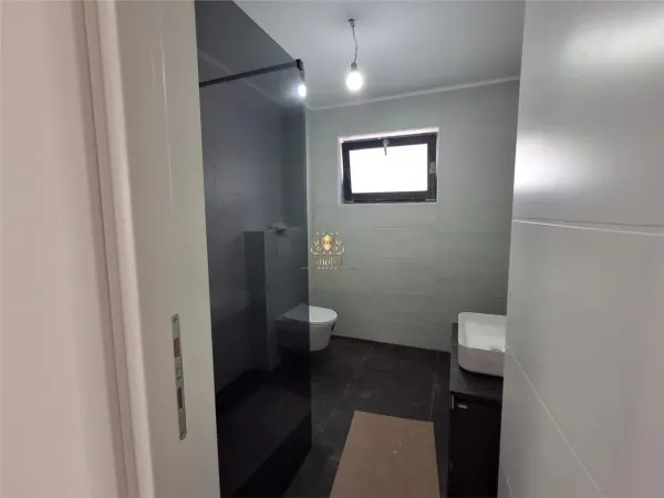 Casă 4 camere Iași - poza 9