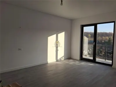 Vila moderna tip duplex separata cu o magazie finisaje LUX  Bucium Visani la asfalt.Mutare rapida!  tva inclus. - foto 10