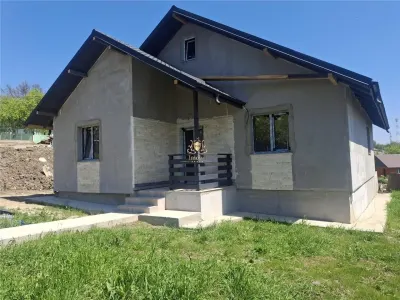 Casa parter si mansarda la asfalt! -Finalizare rapida. - foto 2