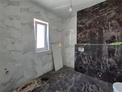 Vila moderna tip duplex demisol+parter+etaj Hlincea aproape de Mrea Cetatuia .Mutare Imediata!  tva inclus. - foto 14