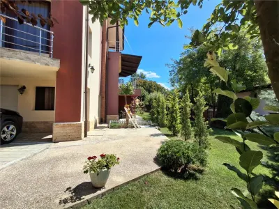 Vila eleganta -  proiect deosebit crama garaj sala de fitnes foisor si 825m teren Plopii fara sot Bucium - foto 5
