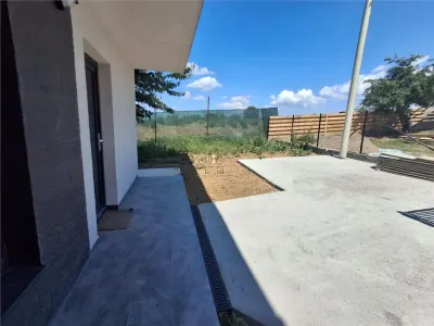 Casa 4 camere LUX  Visan la asfalt ! Mutare rapida! - foto 10