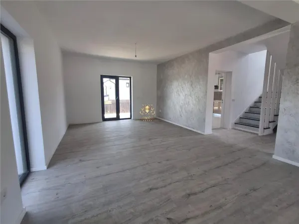 Casă 4 camere Iași - poza 9