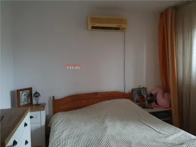 Apartament 3 camere,hol patrat, logie, balcon, et 3, CT, mobilat, ultracentral - foto 4
