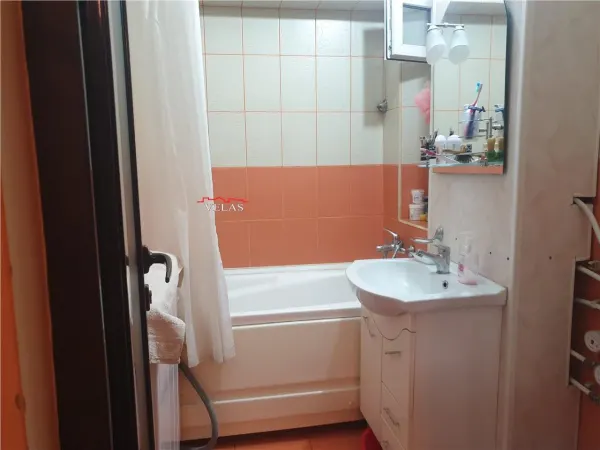 Apartament 3 camere Focșani - poza 8