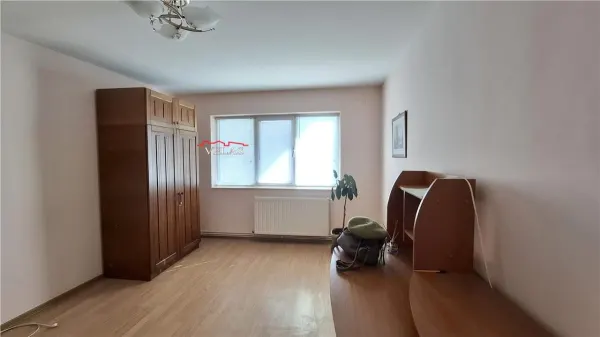Apartament 2 camere Bacău - poza 1
