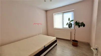 Apartament 2 camere Bacau, parter, CT, liber. - foto 2