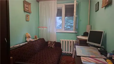 Apartament 3 camere, et.3, Piata Sud - foto 3
