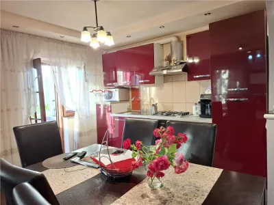 Apartament 3 camere, et 3, CT, mobilat, central - foto 2