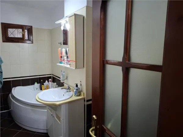 Apartament 3 camere Focșani - poza 11