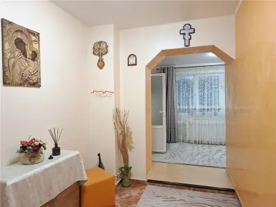 Apartament 2 camere, transformat in 3 camere, parter - foto 12