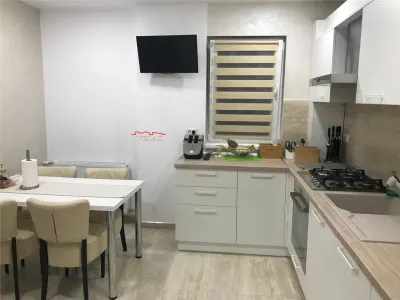 Apartament 2 camere, transformat in 3 camere, parter - foto 8