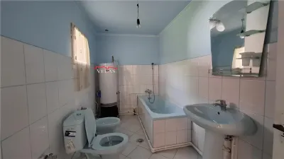 Casa cu 2360 mp teren, Racoasa - foto 11