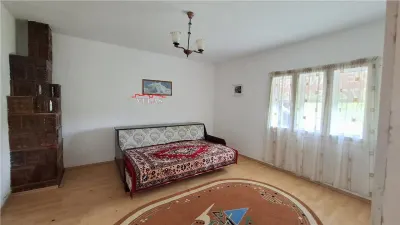 Casa cu 2360 mp teren, Racoasa - foto 8