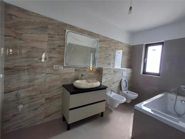 Casă 4 camere Iași - poza 1