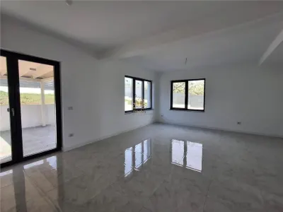 Casă 4 camere Iași - poza 6