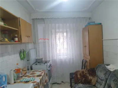Apartament 2 camere, Bdul Unirii- Capela, et 7, izolat exterior - foto 6