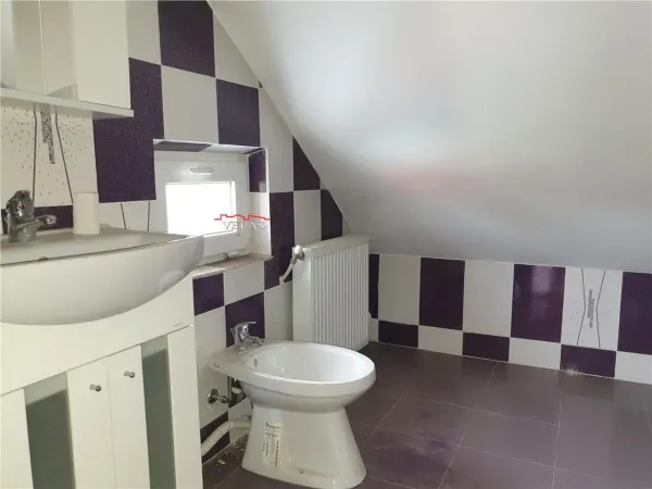 Casă 5 camere Golești - poza 15