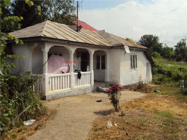 Casă 2 camere Suraia - poza 1