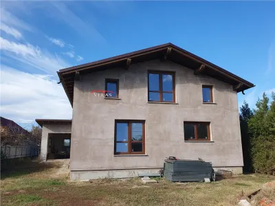 Vila in Gugesti P+M, cu 1000 mp teren intravilan - foto 1
