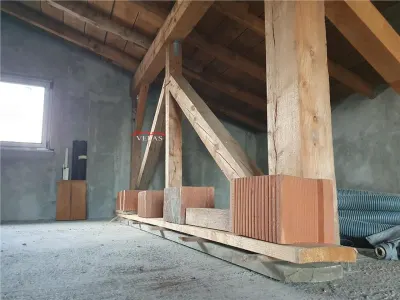 Vila in Gugesti P+M, cu 1000 mp teren intravilan - foto 7