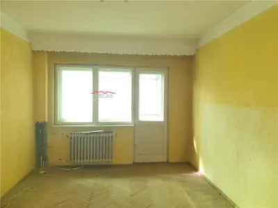 Apartament 2 camere, H-uri  Gara, et. 3 - foto 6