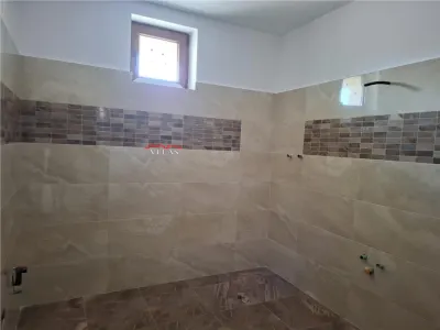 Vila Petresti P+ET, CT, 1012 mp teren - foto 15