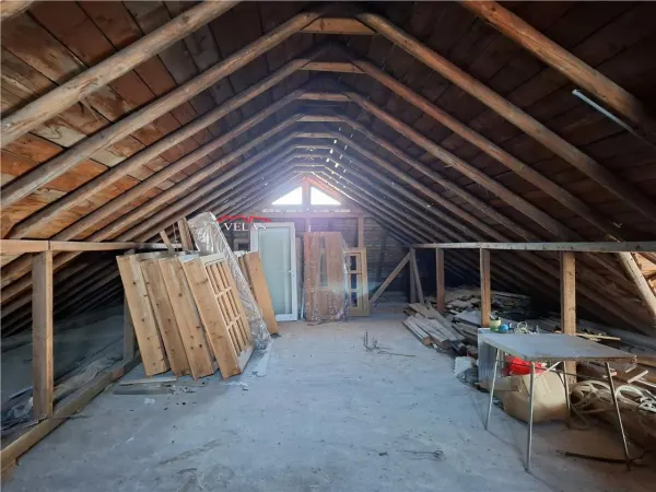 Casă 6 camere Petrești - poza 17