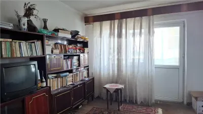Apartament 3 camere, et 4, CT, logie+balcon - foto 2