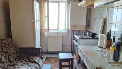 Apartament 3 camere, et 4, CT, logie+balcon - foto 4