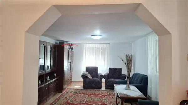 Casă 5 camere Petrești - poza 5