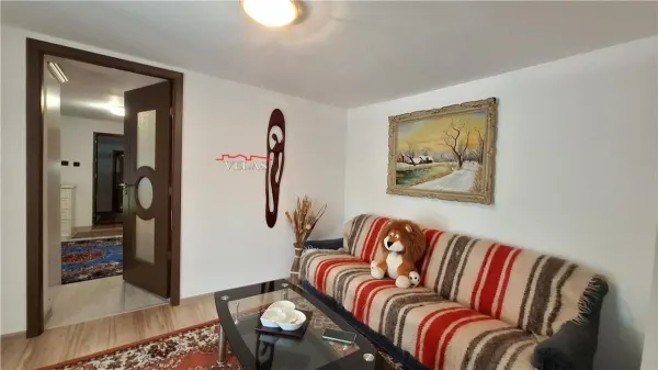 Casă 5 camere Petrești - poza 7