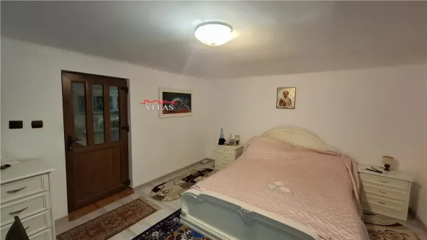 Casă 5 camere Petrești - poza 9