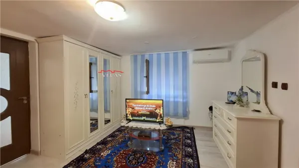 Casă 5 camere Petrești - poza 10