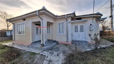 Casa com.Maicanesti, cu 3118 mp teren intravilan - Maicanesti