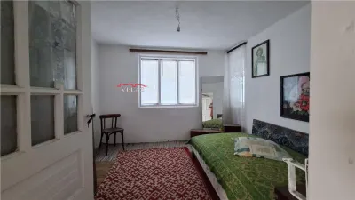 Casa com.Maicanesti, cu 3118 mp teren intravilan - foto 12