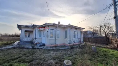 Casa com.Maicanesti, cu 3118 mp teren intravilan - foto 3