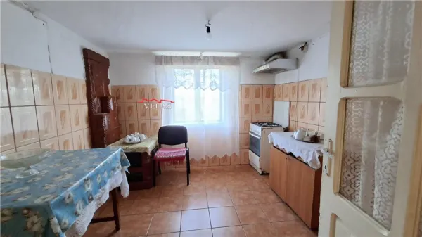 Casă 6 camere Maicanesti - poza 7