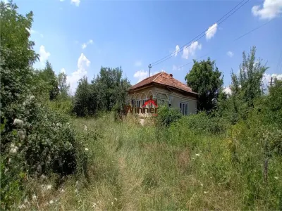 Vanzare Casa + Teren Rajletu-Govora - Uda