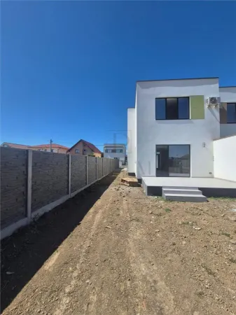 Casă 3 camere Moșnița Nouă - poza 2