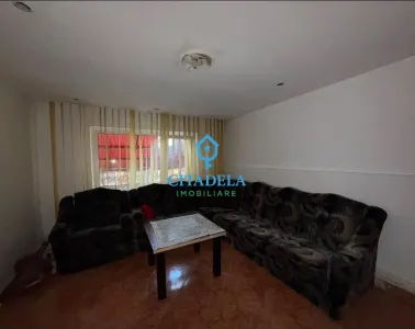 Apartament  2 camere decomandat 52 mp ,Alba Iulia - foto 4