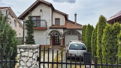 COMISION 0%, CASA de vanzare in Mosnita Noua - la strada Principala - foto 1