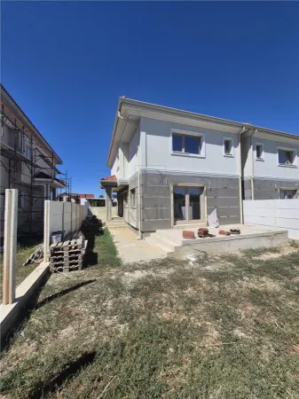 Casă 4 camere Moșnița Nouă - poza 9