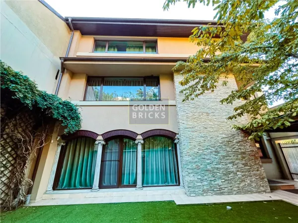 Casă 4 camere București - poza 2