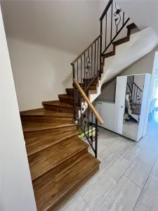 Duplex  - Asfalt - Zona excelenta -Toate utilitatile - foto 4