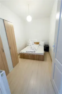 Apartament 3 camere Oradea - poza 11