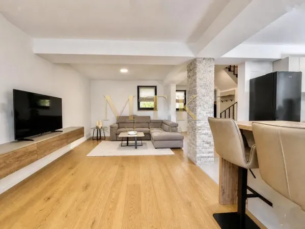 Casă 5 camere București - poza 1