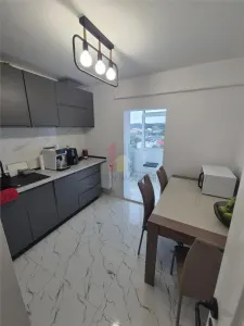 MOBILAT si UTILAT! Apartament 3 camere, Buzaului - foto 8