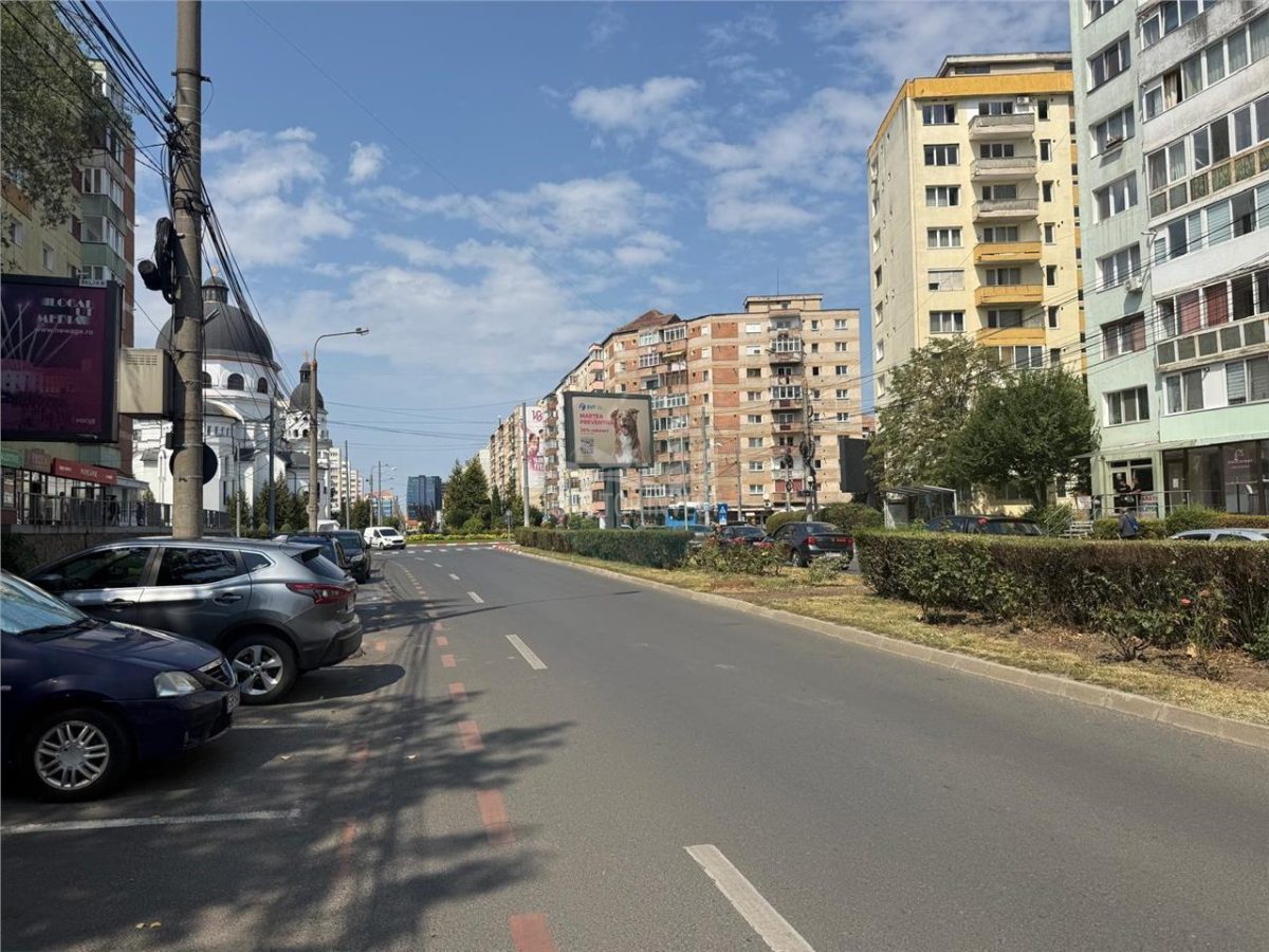 Apartament nou cu 4 camere si 2 bai pe Bulevardul Mihai Viteazu - Sibiu